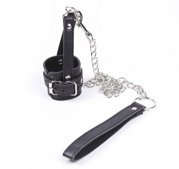SM Penile traction chain