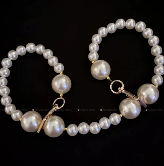 SM Pearl handcuffs — view 2