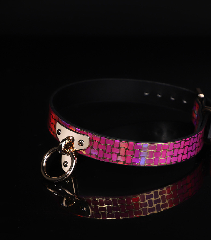 sm rose color patterned lustrous texture traction collar — view 3