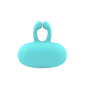 Nose clip vibrating oral sex toy for couples shared use flirtation vibrator
