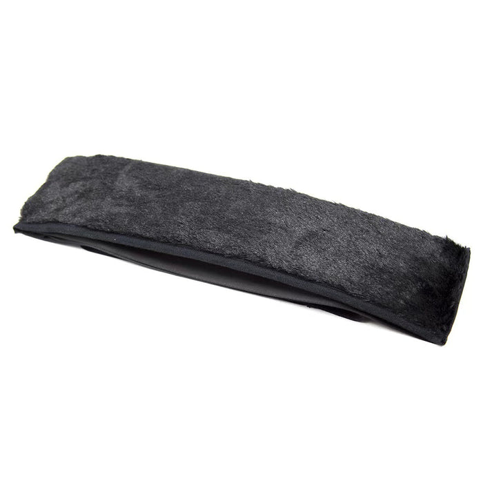 The silk plush lifts the buttocks to make it easy to enter — view 2