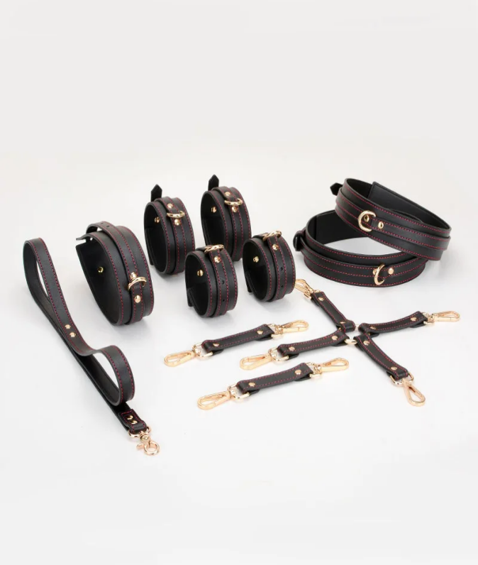 Genuine calf leather bondage set with metal hardware