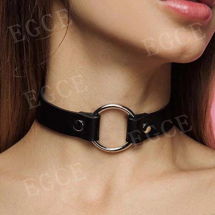 Gothic Leather Sexy Women Harness Collar Necklaces Fashion - detail view